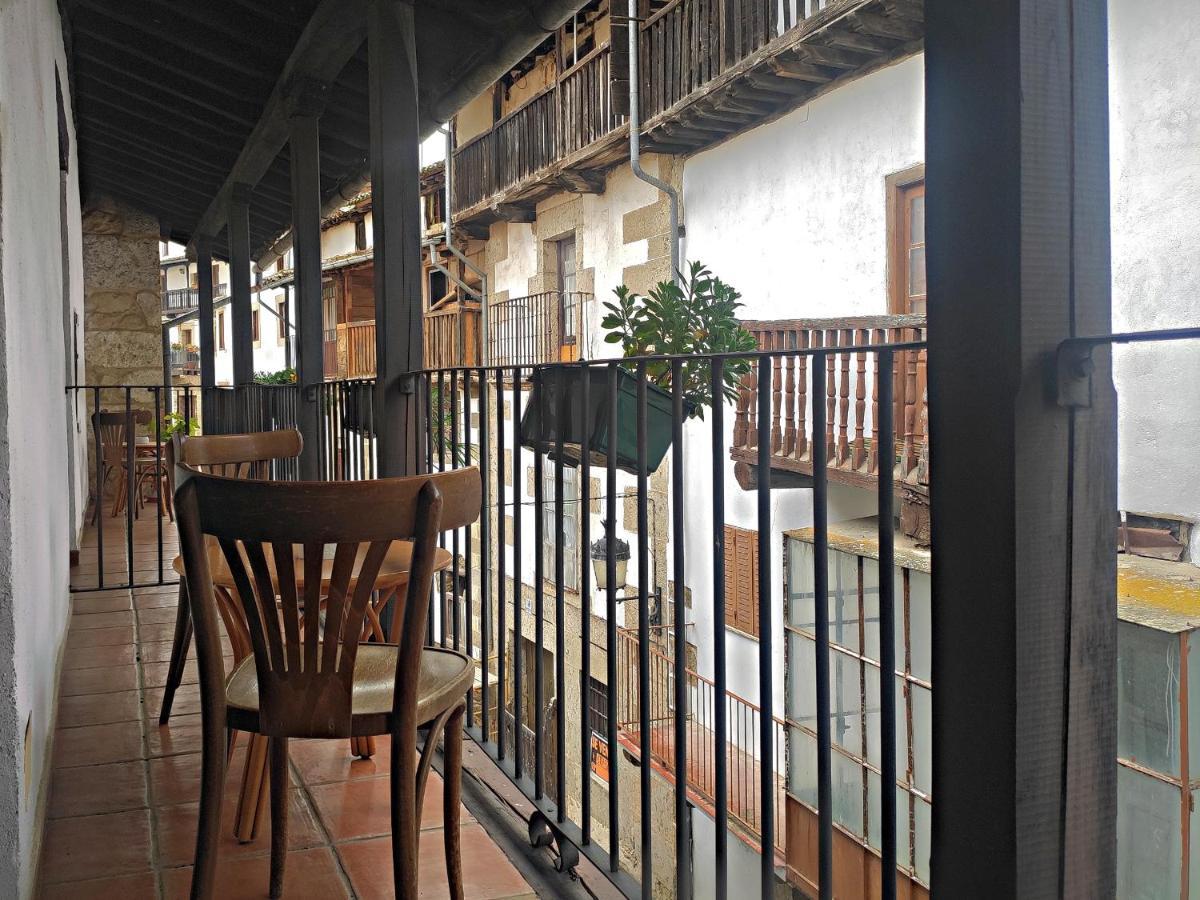 Posada De Candelario Hotel Exterior photo